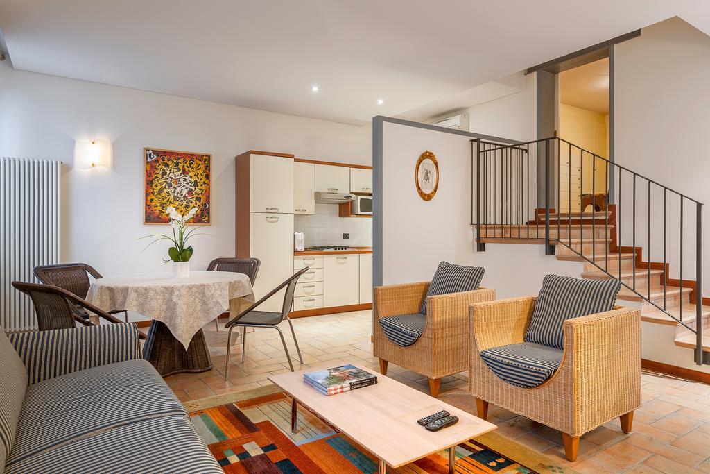 Palazzo Brando - Living Apartments Treviso Quarto foto